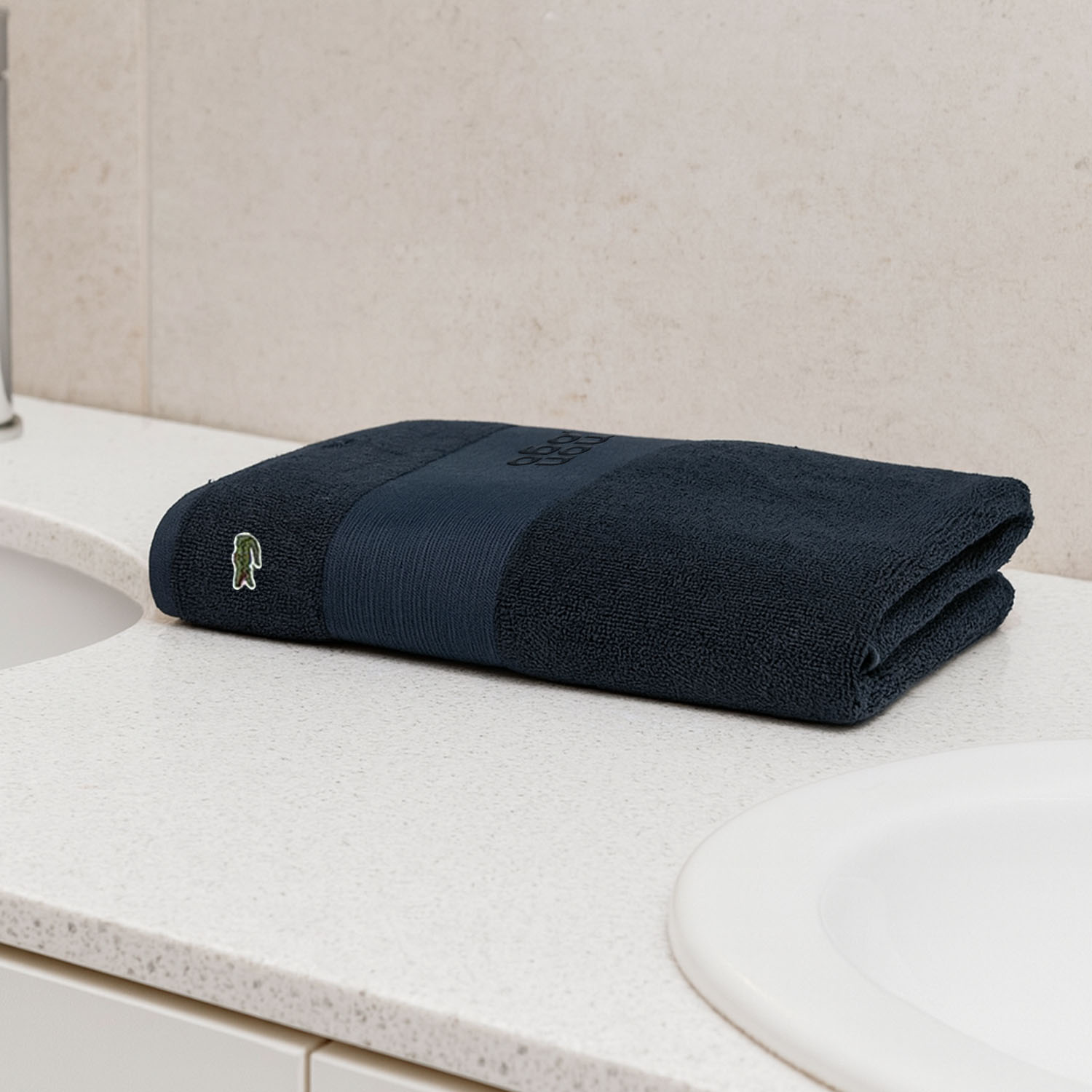 SERVIETTE 50X100CM LACOSTE PERSONNALISABLE 'LE CROCO'