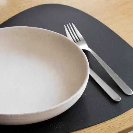 SET DE TABLE PERSONNALISABLE MIF EN CUIR RECYCLE 'MARGAUX'