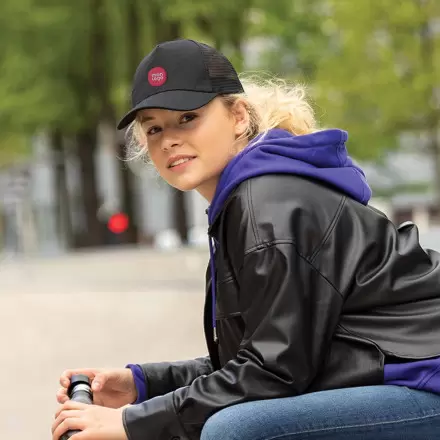CASQUETTE PERSONNALISÉE TRUCKER IMPACT® 'KOURRA'