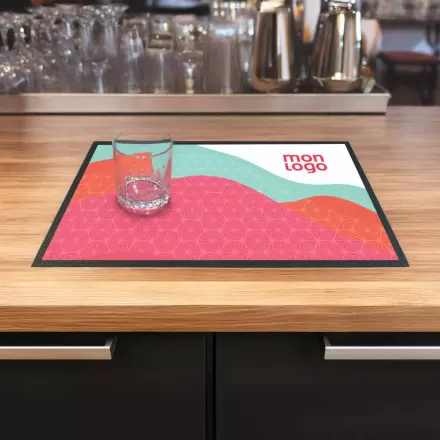 TAPIS DE BAR AVEC LISERE PERSONNALISABLE 'BARTO'