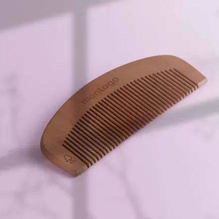PEIGNE PERSONNALISABLE EN BOIS DE HETRE FSC 'PEIGNO'
