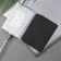 EXPRESS 72H PORTE CARTES PERSONNALISÉ RECYCLÉ AVEC POWERBANK 3 000 MAH XOOPAR® 'INE'
