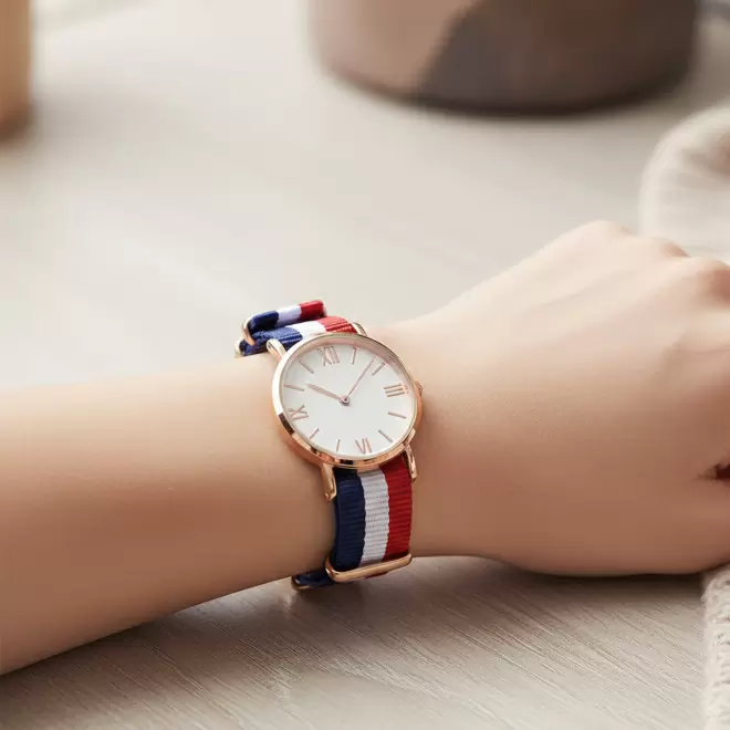 MONTRE FEMME PERSONNALISABLE 'AXELLE'