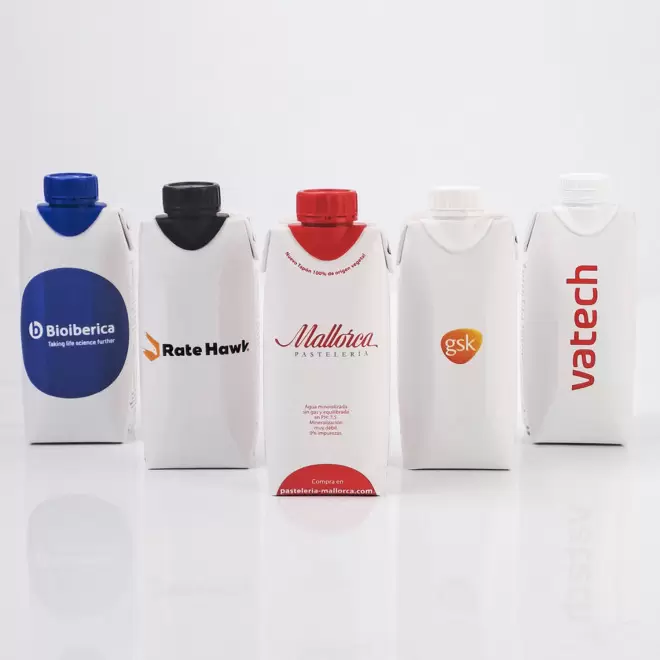 BOUTEILLE EAU EN CARTON 330ML PERSONNALISABLE 'HYDRATON'