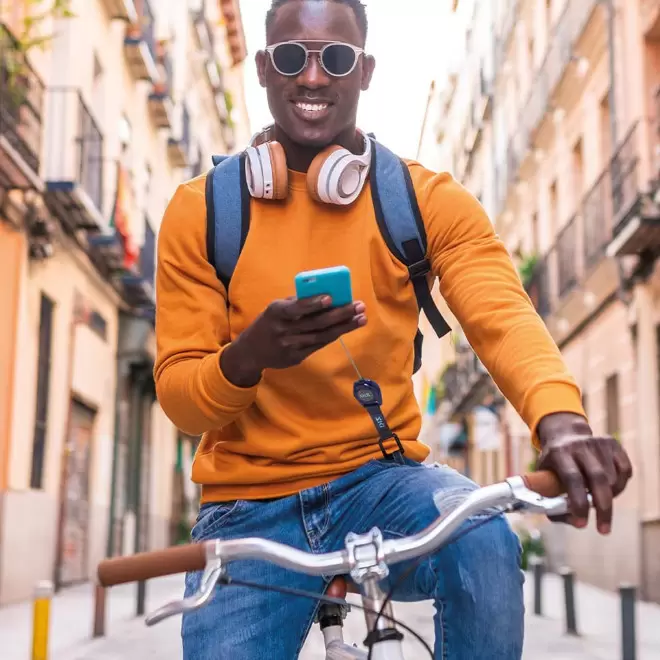 PORTE BADGE TELEPHONE DEROULEUR PERSONNALISE 'BALADI'