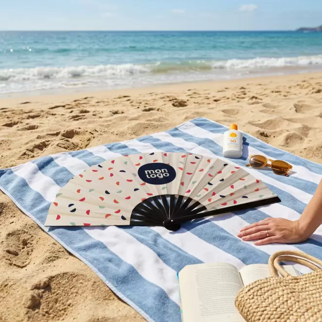 EVENTAIL EN BAMBOU PERSONNALISE 'FANNY GEANT XXXL'