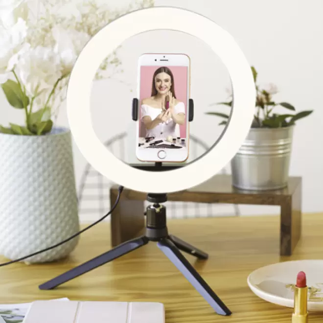 RING LIGHT SUR TRÉPIED LIVOO®