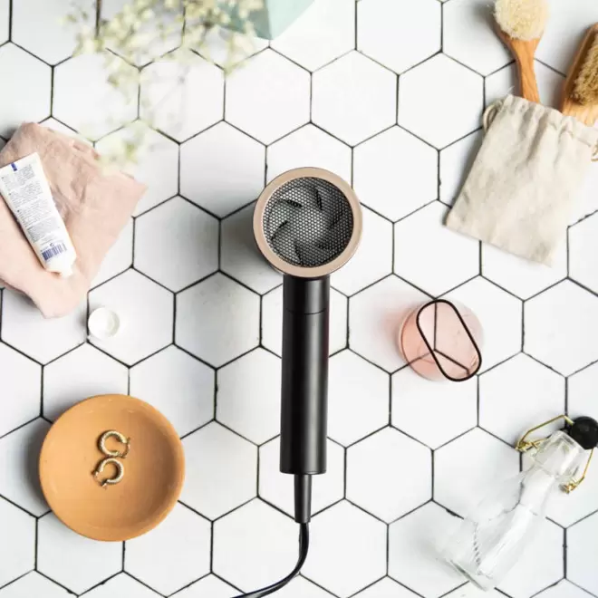 SÈCHE CHEVEUX IONIQUE LIVOO®