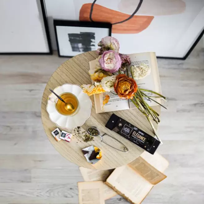 COFFRET PUBLICITAIRE DE 16 CARRÉS DE CHOCOLAT ASSORTIS LPCC® 5G 'ELEGANCE'