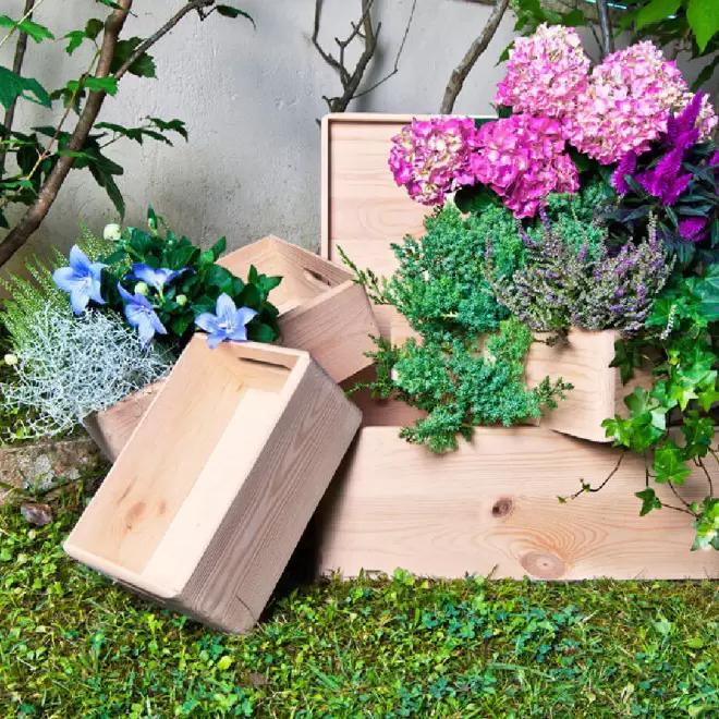 CAISSE EN BOIS PERSONNALISABLE AVEC COUVERCLE 'KATAKO'