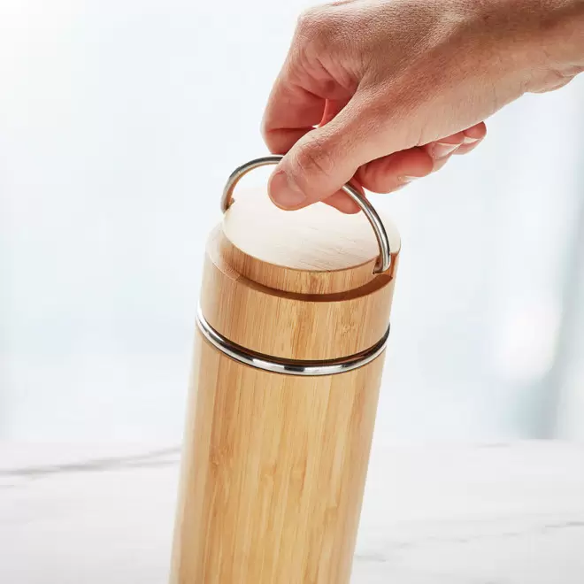 BOUTEILLE PERSONNALISÉE ISOTHERME EN BAMBOU 480ML 'BOTELYA'