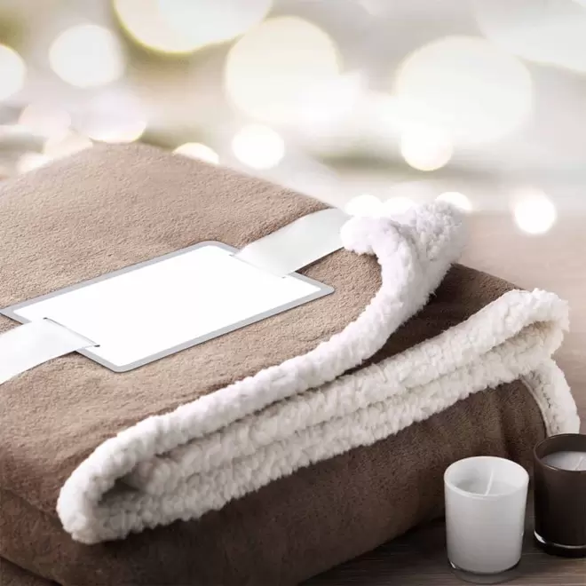 PLAID PERSONNALISÉ EN POLAIRE 'CHILL'