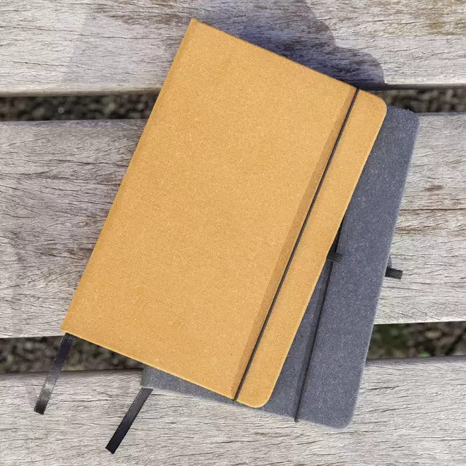 CARNET PERSONNALISÉ A5 EN CUIR RECYCLÉ 'NOSITO'