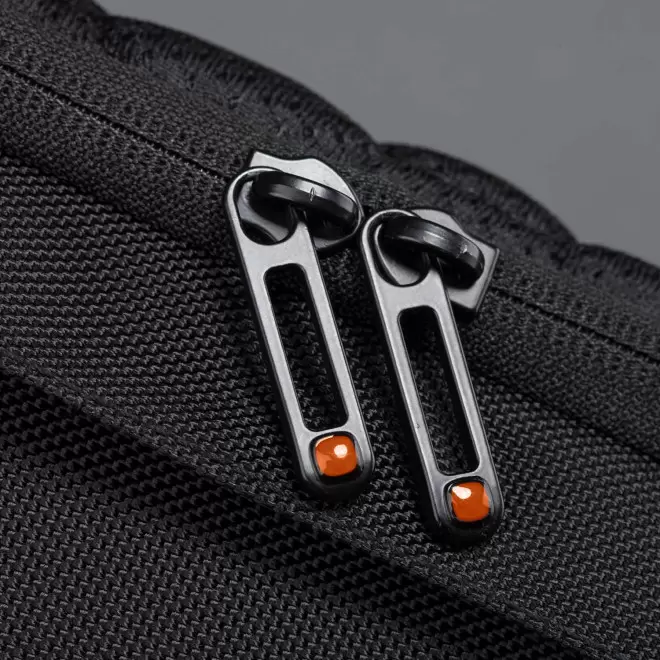 SAC A DOS PERSONNALISABLE POUR ORDINATEUR 17" 'CAMINO DESIGN'