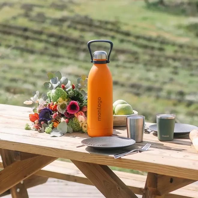 BOUTEILLE ISOTHERME PERSONNALISABLE INOX '1,5L QWETCH®'