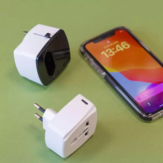 ADAPTATEUR UNIVERSEL PERSONNALISABLE 'YOUNIVERS'