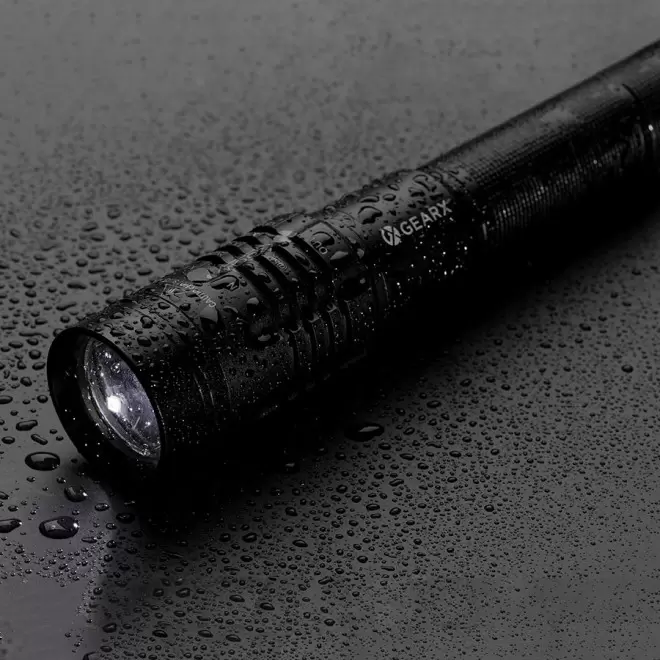 TORCHE PERSONNALISÉE RECHARGEABLE GEAR X® 'STRALI' 