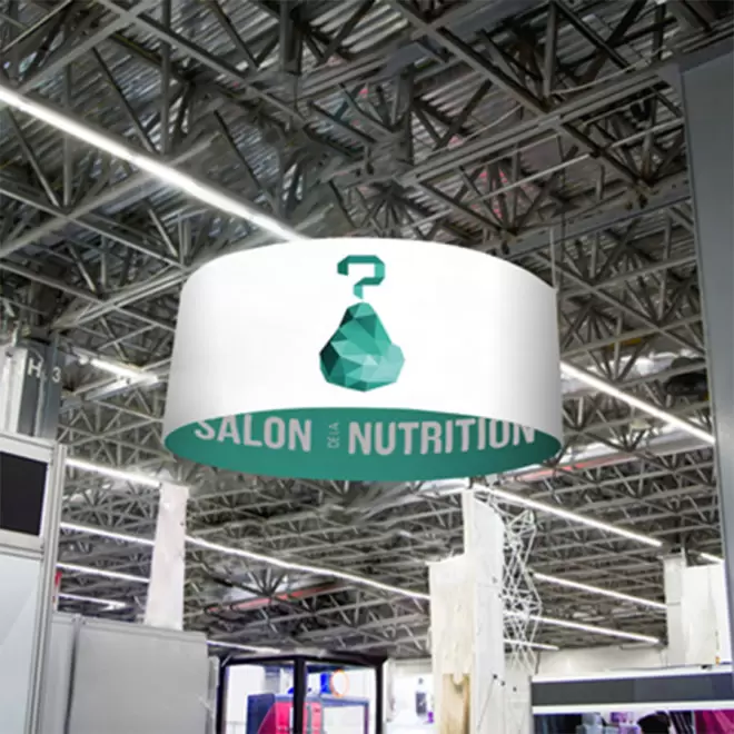 ENSEIGNE PERSONNALISÉE SUSPENDUE CIRCULAIRE 'TRALIN'