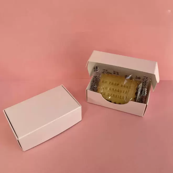 BOÎTE PERSONNALISÉ DE 4 BISCUITS 'DUSNI'