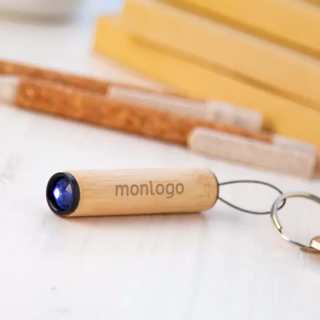 PORTE CLÉS PERSONNALISÉ AVEC LAMPE 'BINTU'