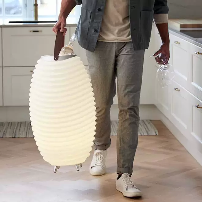 LAMPE ENCEINTE DESIGN PERSONNALISEE TWS 10 W 'KOODIE'