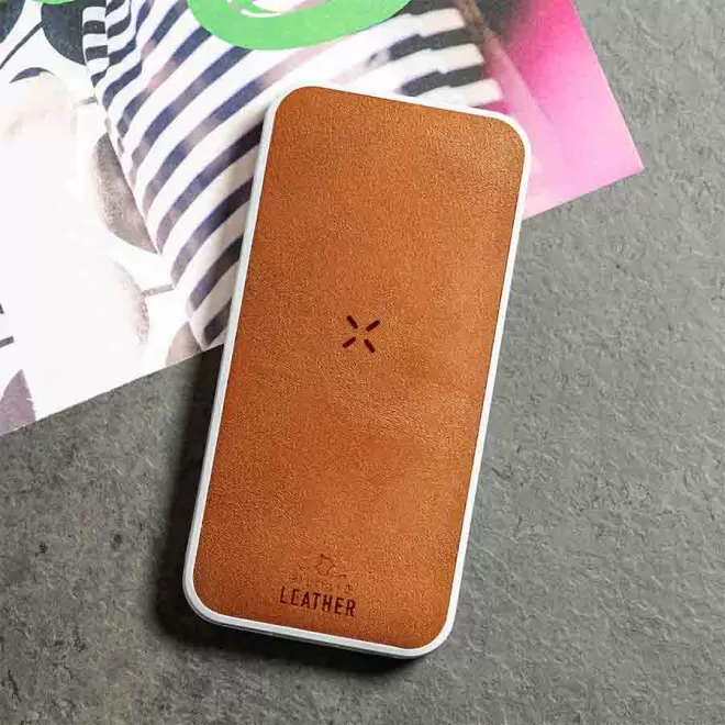 POWERBANK PERSONNALISABLE EN CUIR RECYCLE RCS 'CUIRO'