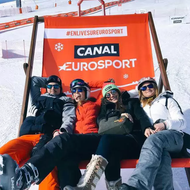 CHILIENNE GEANTE PUBLICITAIRES 'MOXIMO'