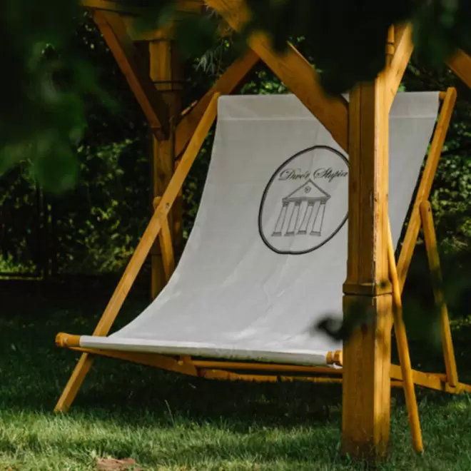 CHILIENNE GEANTE PUBLICITAIRES 'MOXIMO'