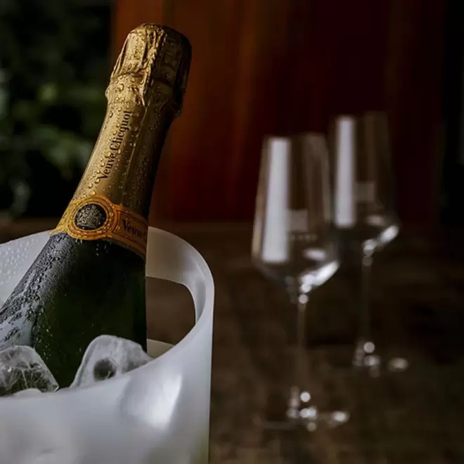 VERRE À CHAMPAGNE PUBLICITAIRE 'CHAMPY' 