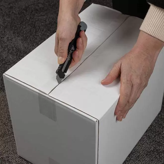 CUTTER PERSONNALISABLE PLASTIQUE RCS 'TARAMO'