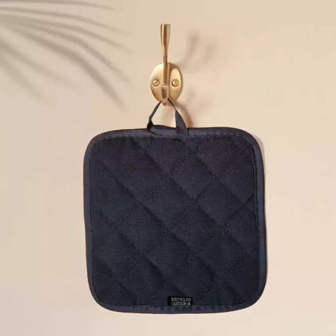 MANIQUE PERSONNALISABLE CARRÉE 'SAICHO'