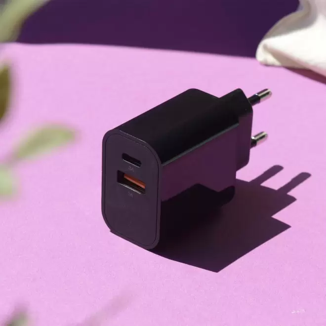 KIT PERSONNALISABLE PRISE ET CABLE 'IDEAL BLACK'