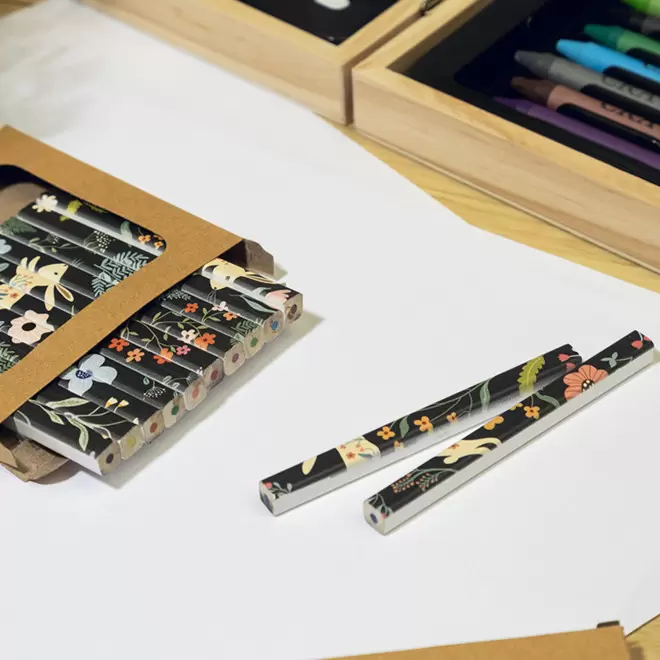 CRAYONS DE COULEUR PERSONNALISABLE 'LUCIE KRAFT'