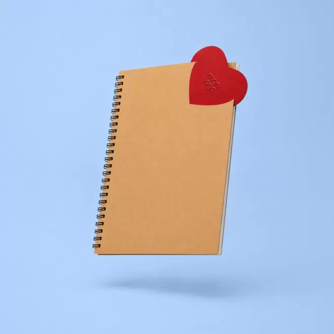 MARQUE PAGE PUBLICITAIRE COEUR EN CUIR RECYCLE 'FABY'