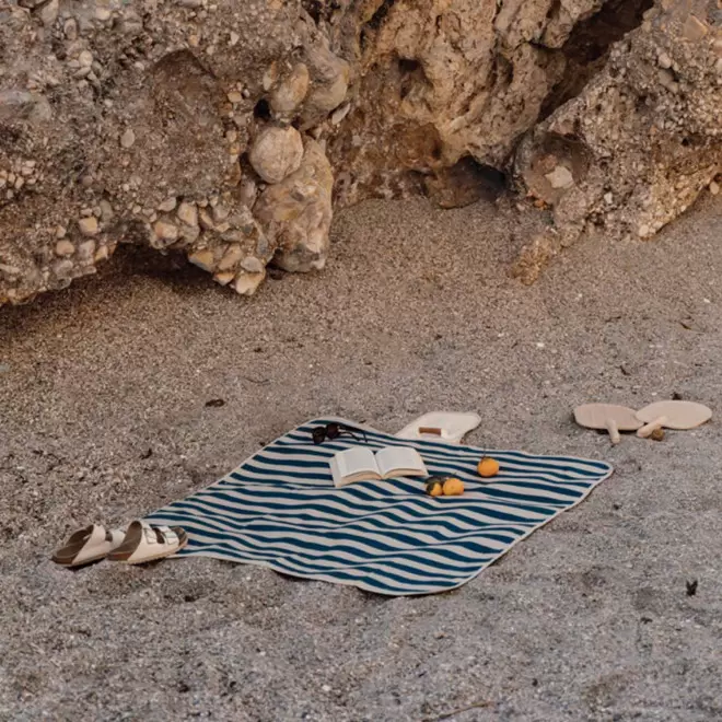 COUVERTURE DE PIQUE NIQUE PERSONNALISEE 'LIONI'