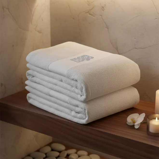 SERVIETTE EPONGE PERSONNALISEE 'LIBERON 90X150 BLANC'