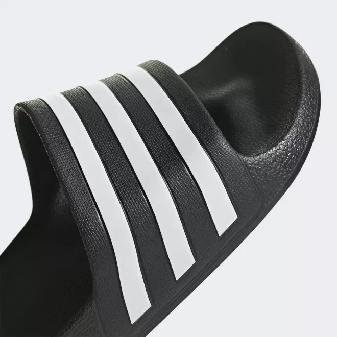 CLAQUETTES ADIDAS PERSONNALISABLE 'ADILETTE'