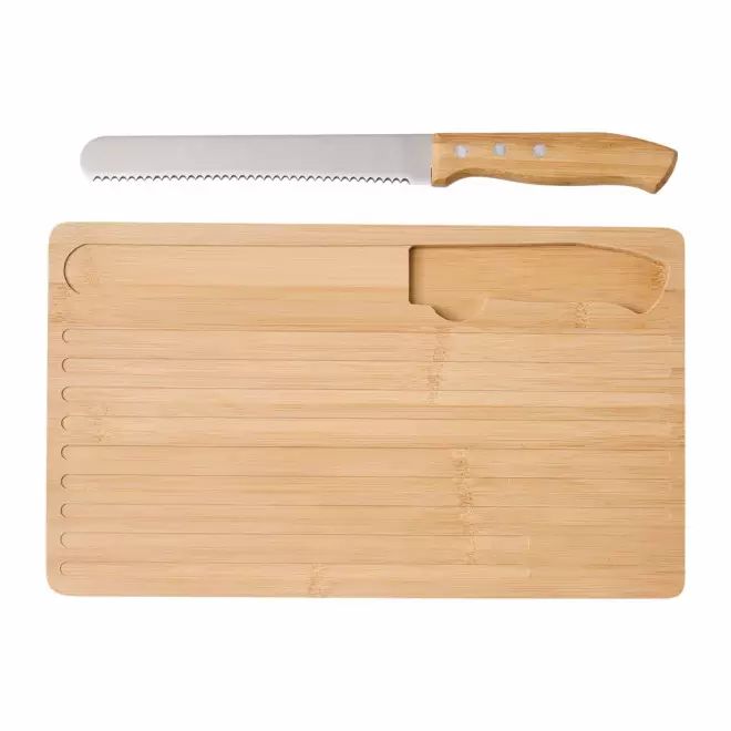 PLANCHE A DECOUPER AVEC COUTEAU PERSONNALISABLE 'MIE'