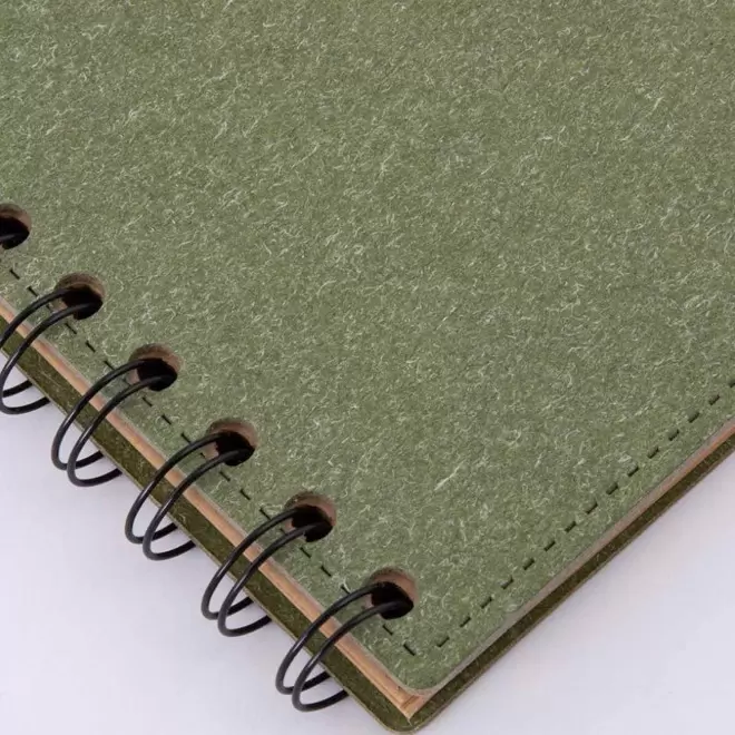 CARNET A5 PERSONNALISE EN CARTON RECYCLE 'PIQUE'