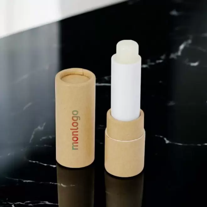 BAUME A LEVRE EN STICK PERSONNALISABLE 'ISABELLA CARTON'