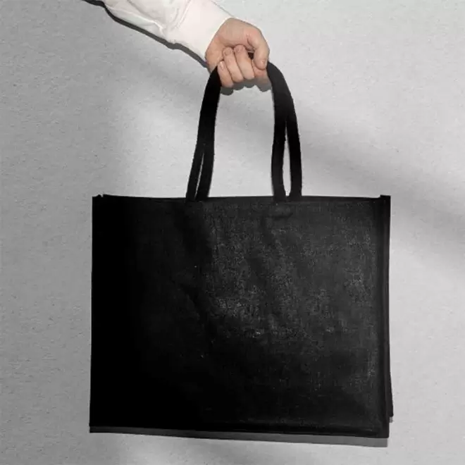 SAC PERSONNALISABLE EN JUTE NOIR 290 GR/M² 'MADOU'