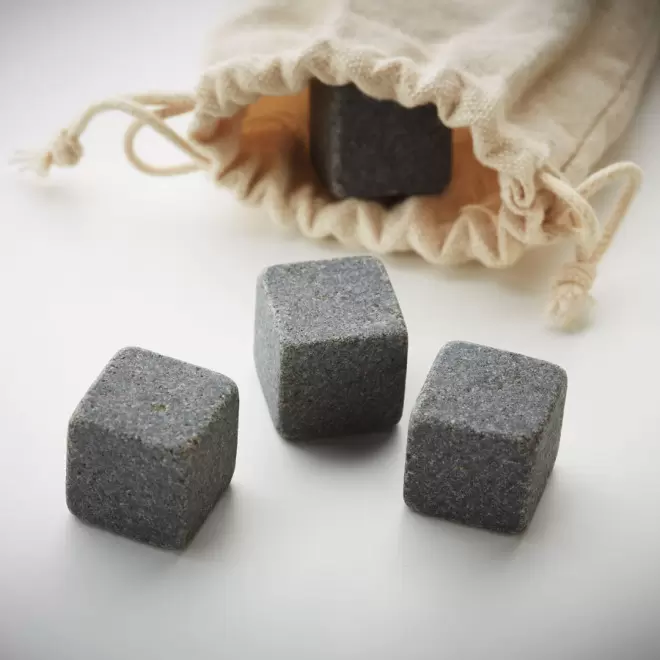 POCHETTE PERSONNALISÉE DE 4 GLAÇONS EN PIERRE 'GLAGO'