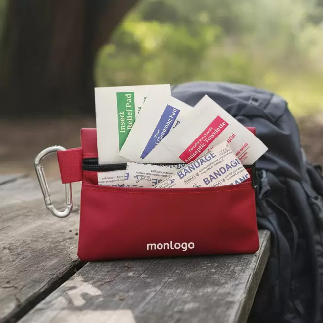 TROUSSE PREMIERS SECOURS PERSONNALISE 'SAFY MOUSQUETON'