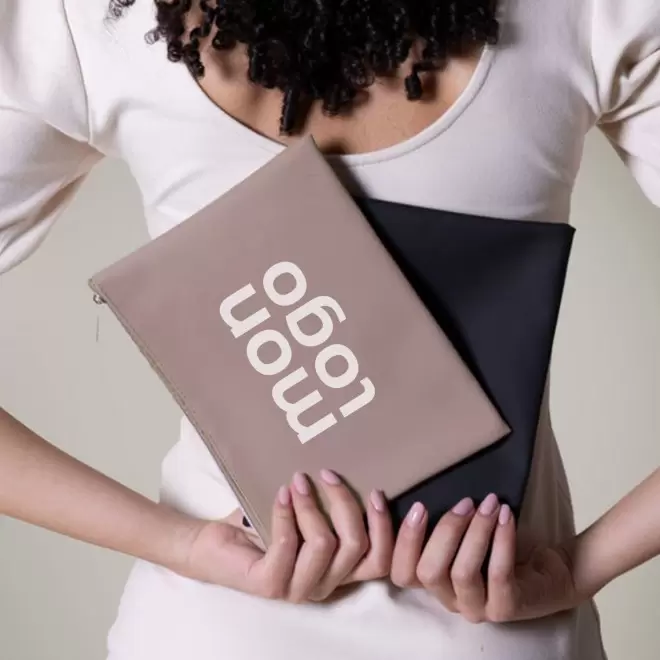 TOUSSE EN PU PERSONNALISEE 'ERATO'