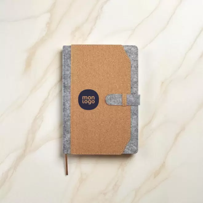 CARNET A5 FEUTRINE RECYCLE LIEGE PERSONNALISE 'GRANPA'