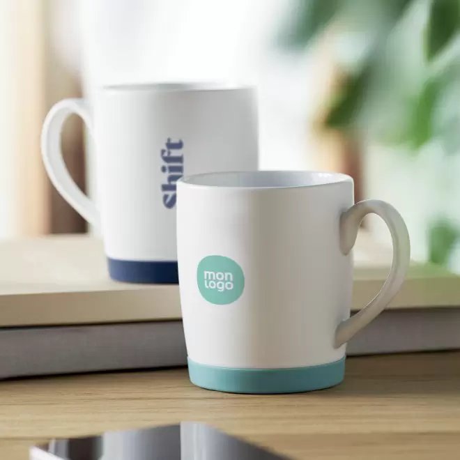 MUG CERAMIQUE MATE BASE SILICONE 300ML PERSONNALISABLE 'CLAUDIU'