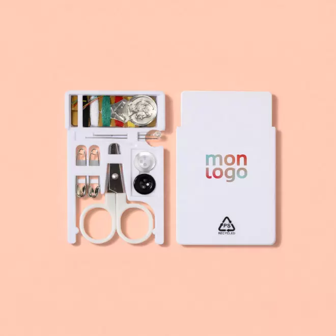 KIT DE COUTURE ETUI RECYCLE PERSONNALISE 'REPARO CARTE'
