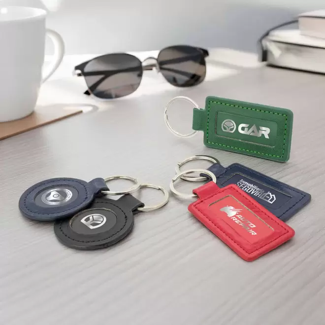 PORTE CLES EN PU RECTANGLE PERSONNALISE 'ALIXO'