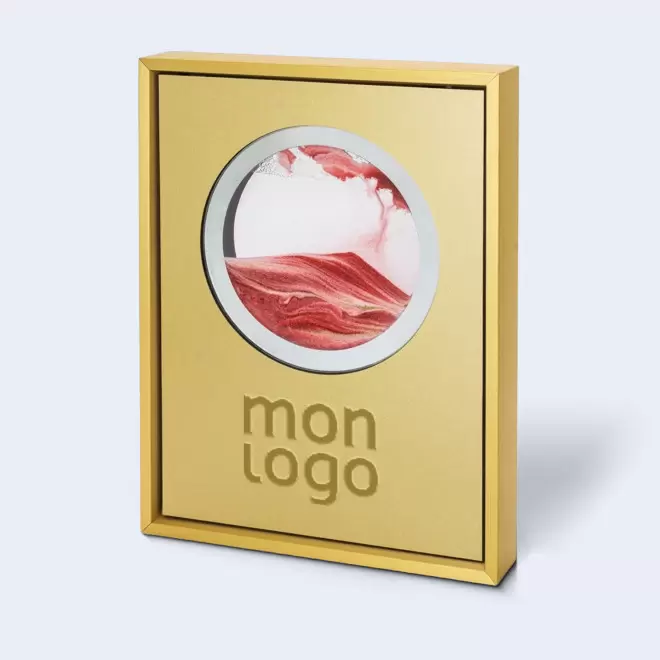 TROPHEE AVEC SABLE MOUVANT PERSONNALISE 'CLEOPATRE'