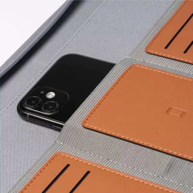 CONFERENCIER A4 PERSONNALISABLE RPET 'BOBI'